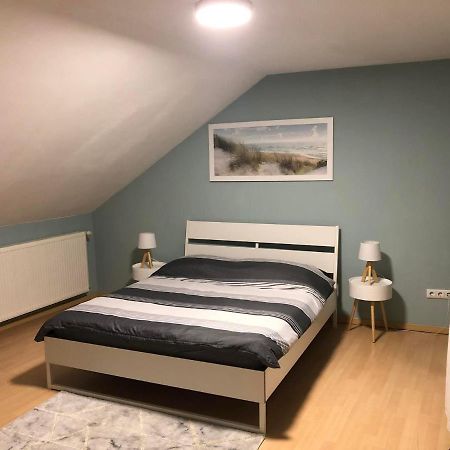 Cozy 120M² Apartment With 3 Bedrooms And 1 Home Cinema Useldange Exterior foto