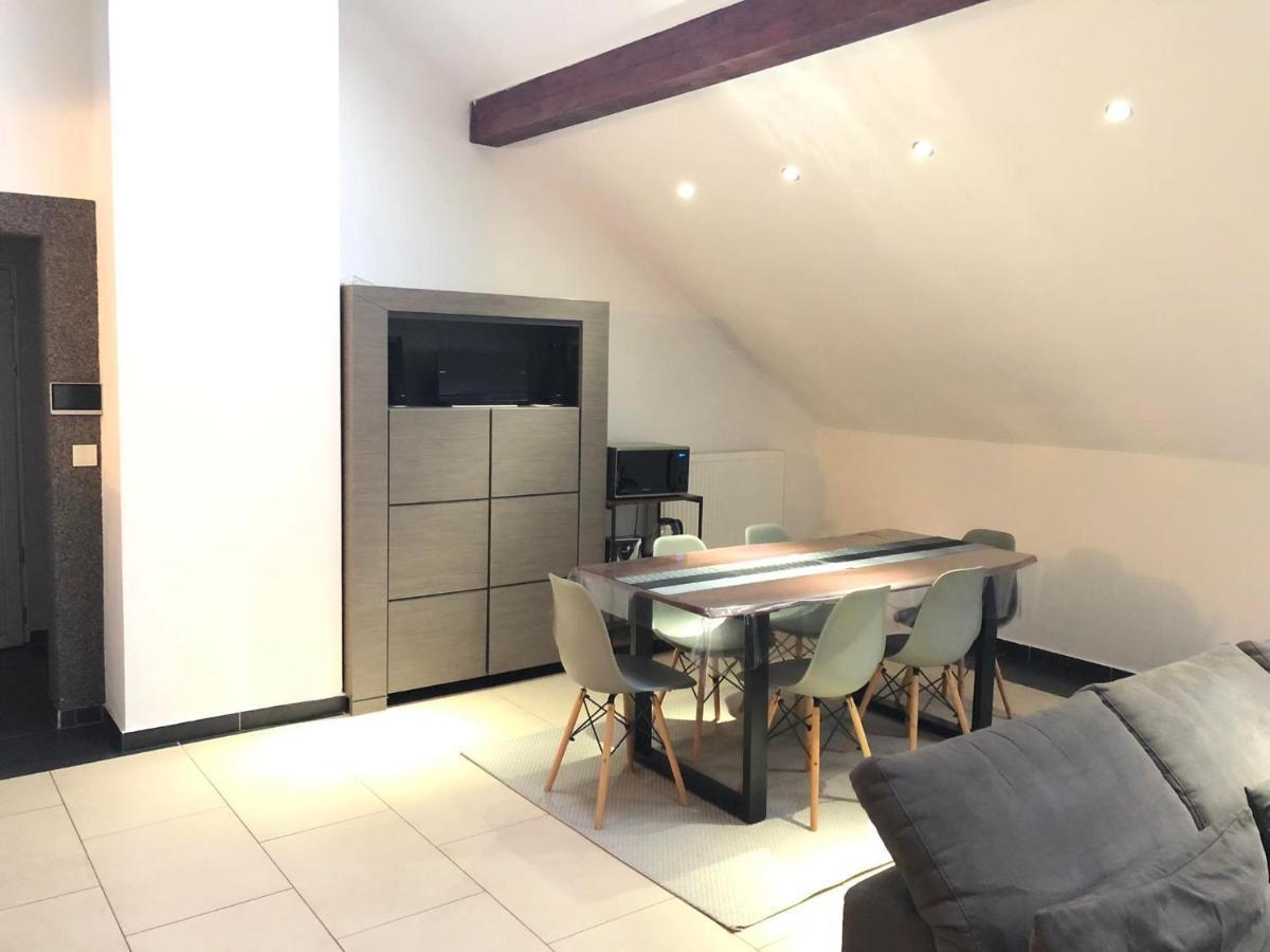 Cozy 120M² Apartment With 3 Bedrooms And 1 Home Cinema Useldange Exterior foto